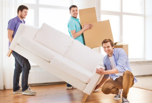 Watford moving services supporting a smooth home or office move
