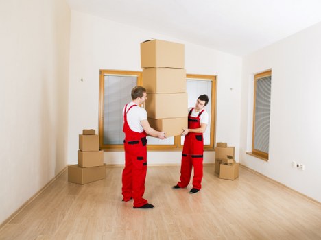 Packing and loading support for removal services in Watford