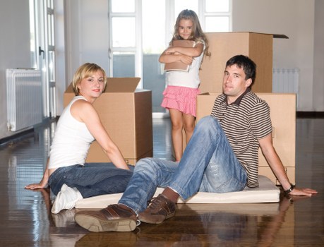 Apartment relocation service in Watford with careful loading